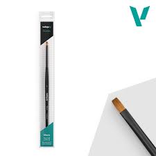 Vallejo Hobby Supplies > Brushes Vallejo: Effects Brush - Flat Rectangular Synthetic No. 2 8429551002332 VAL B04002