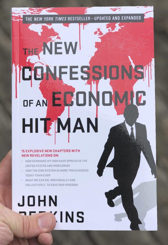 Berrett-Koehler Publishers Books > Lifestyle > Business The New Confessions of an Economic Hit Man 9781626566743 MC-23213