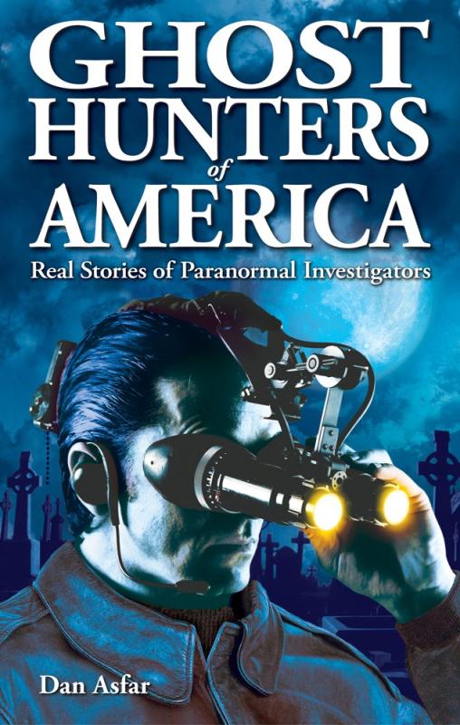 Ghost House Books Books > True Crime & Conspiracy > Paranormal & Extraterrestrial Ghost Hunters of America: Real Stories of Paranormal Investigators - Paperback 9781894877695 MC-43094