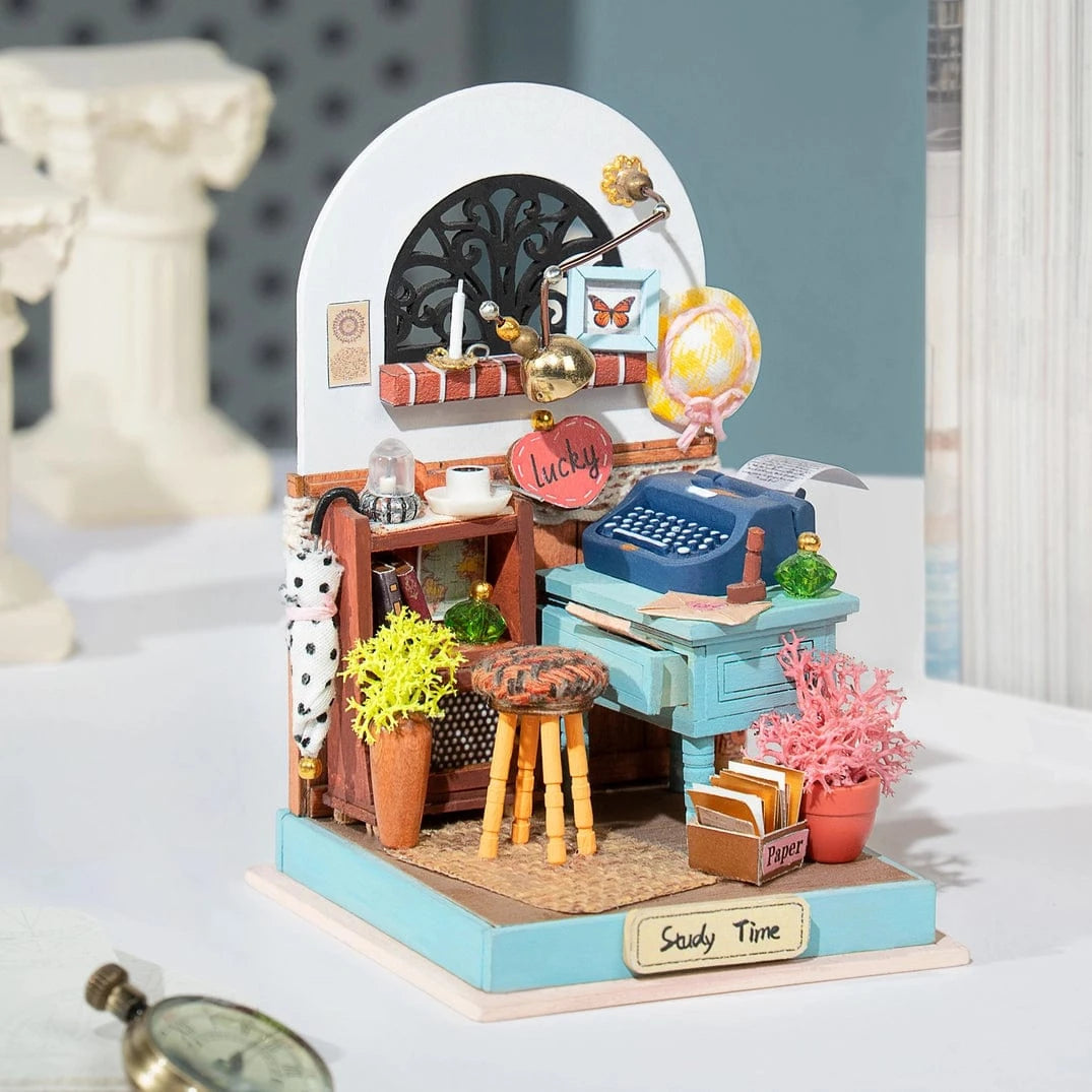 Hands Craft Model Kits > Other Model Kits DIY Book Nook: Record Mood (Study) 850026738339 DS017