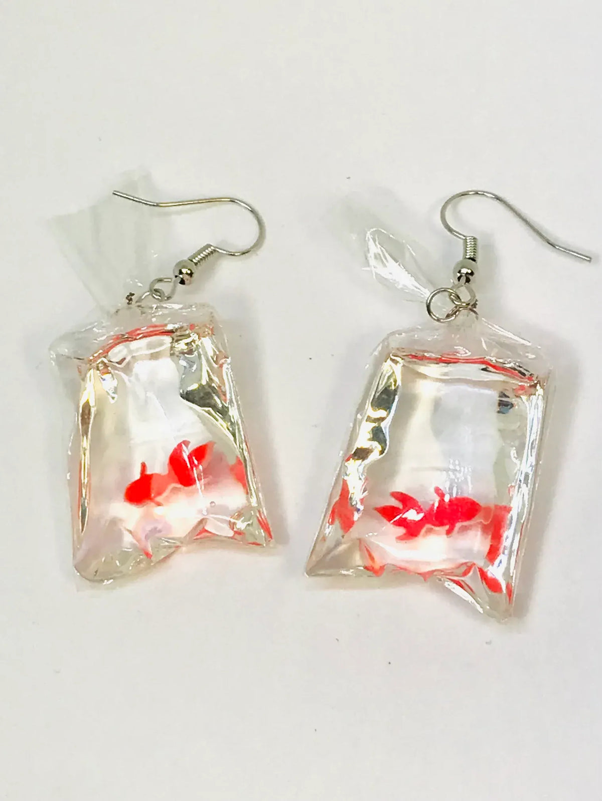 SimpleNGreat Apparel Goldfish Bag Earrings (Acrylic)