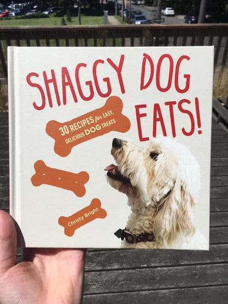 Union Square & Co. Books > Art & Gifts > Pets Shaggy Dog Eats!: 30 Recipes for Easy, Delicious Dog Treats - Hardcover 9781454918882 MC-21476
