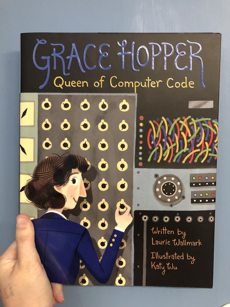 Union Square & Co. Books > Smarts > Science Grace Hopper: Queen of Computer Code - Hardcover 9781454920007 MC-23814