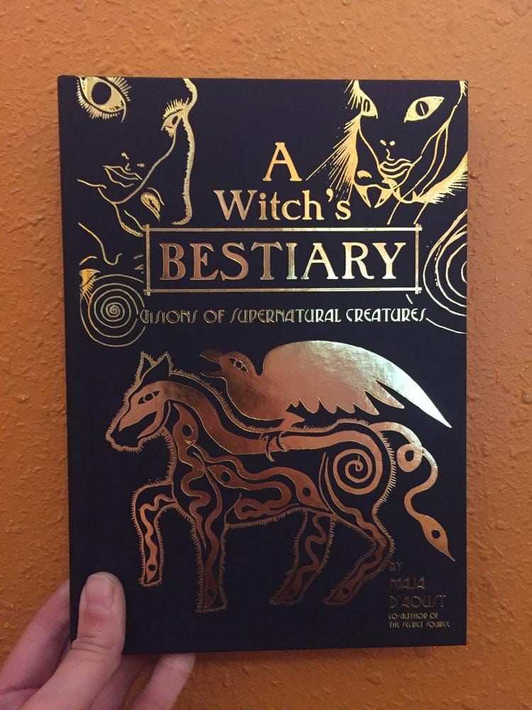 A Witch's Bestiary: Visions of Supernatural Creatures  (Hardcover)