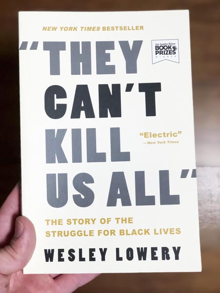 Back Bay Books Books > Lifestyle > Class They Can't Kill Us All: The Story of the Struggle for Black Lives 9780316312493 MC-22261