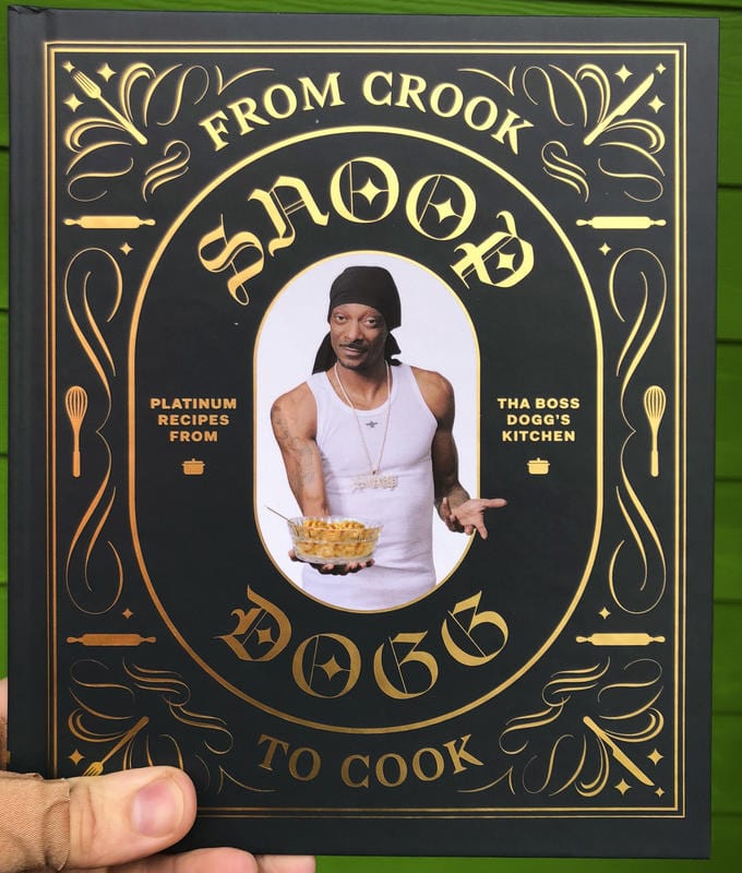Chronicle Books Books > Art & Gifts > Cookbooks From Crook to Cook: Platinum Recipes from Tha Boss Dogg's Kitchen - Hardcover 9781452179612 MC-12268