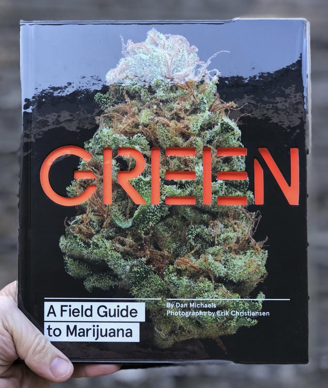 Chronicle Books Books > Food, Drink, & Drugs > Weed Green: A Field Guide to Marijuana - Book 9781452134055 MC-23215