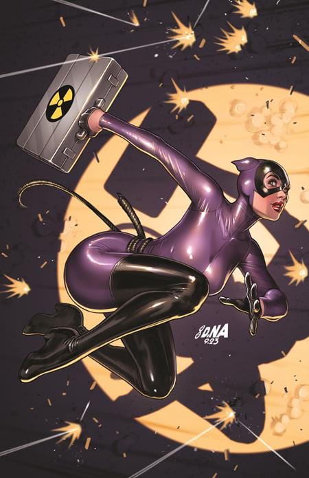 CATWOMAN #61 CVR A DAVID NAKAYAMA PRODUCT IMAGE