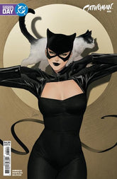 DC Comics Comic Books CATWOMAN #85 CVR E LESLEY LEIRIX LI WOMENS HISTORY MONTH CARD STOCK VAR 76194135682208551 0126DC0127