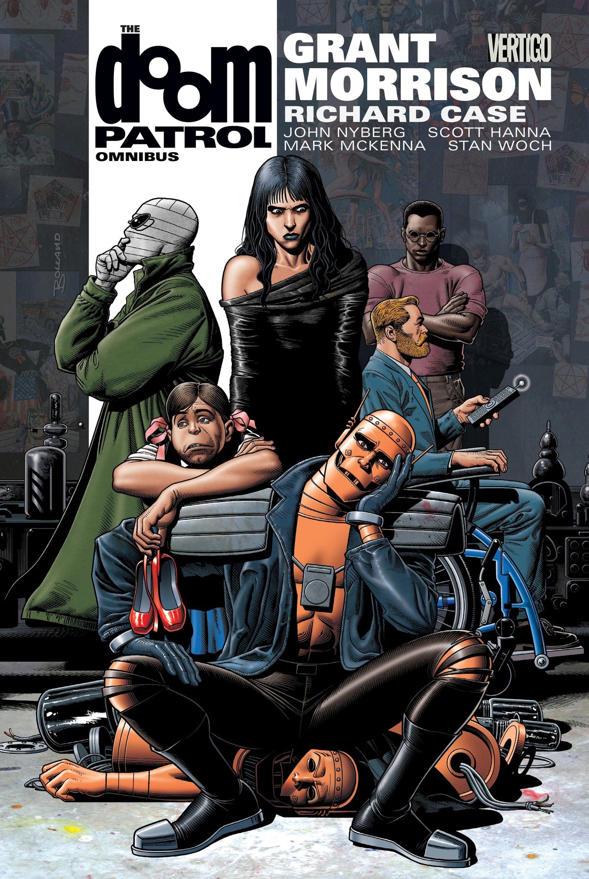 DC Comics Graphic Novel DOOM PATROL OMNIBUS HC (MR) 9781401245627 0314DC119
