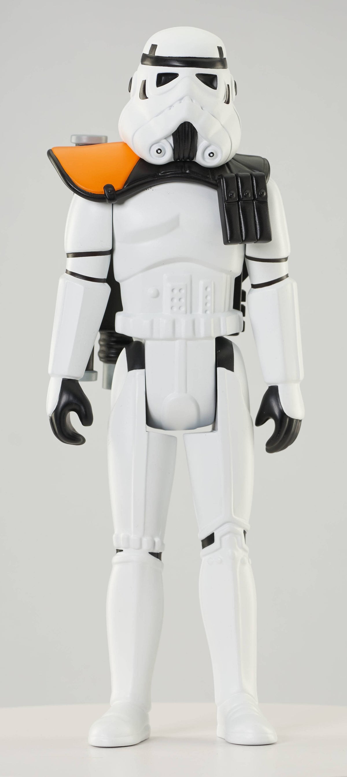 Diamond Select Toys Llc Toys > Action Figures > Other Action Figures Gentle Giant Ltd.: Star Wars - Sandtrooper, Jumbo 699788845998 SEP222417