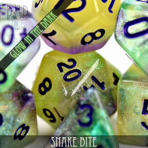 DNDDICE.COM Dice > Other Dice Snake Bite Glow in the Dark 758890746248 PR07SNAKE