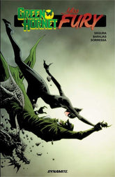 DYNAMITE Entertainment Graphic Novel GREEN HORNET MISS FURY TP 9781524127497 0326DE0626