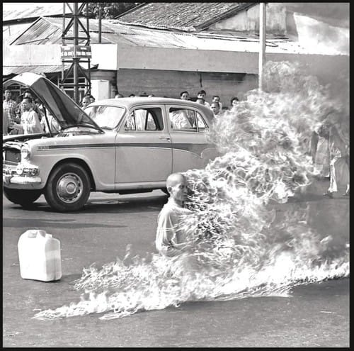 Epic Music > Compact Discs Rage Against the Machine -  Rage Against The Machine XX [20th Anniversary] [Bonus Tracks] [Explicit Content] [CD] 887654123428 EPIC541234.2