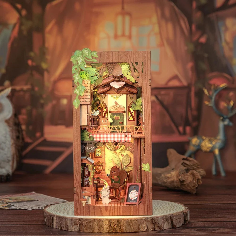 FAIRE Model Kits > Other Model Kits Diy Book Nook Kit: Squirrel Collector with Dust Cover 810101581380 HCB107