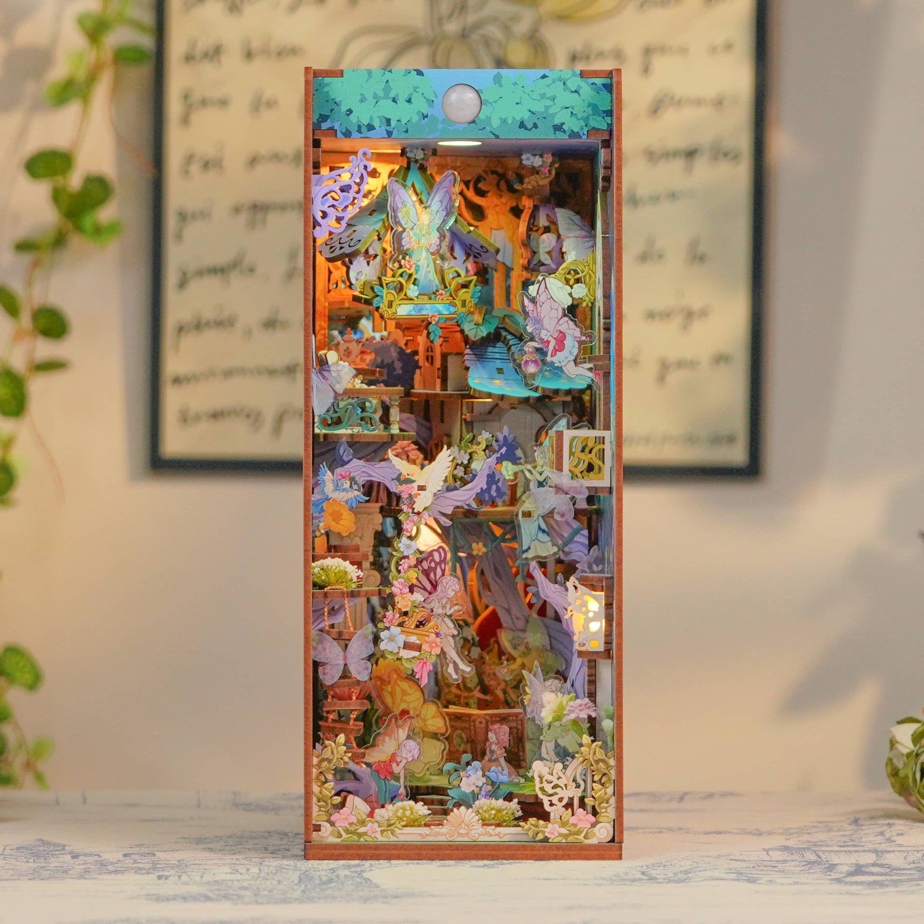 Hands Craft Model Kits > Other Model Kits DIY Book Nook Kit: A Midsummer Night's Dream with Dust Cover 6971683351304 TQ130
