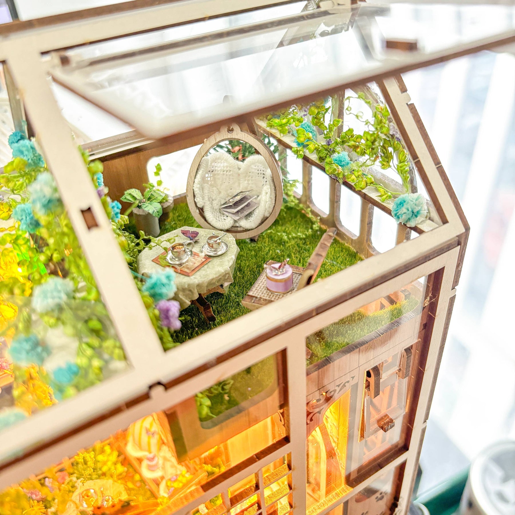 Hands Craft Model Kits > Other Model Kits DIY Book Nook Kit: Bloom Garden Café 810101583704 BNH104