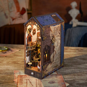 Hands Craft Model Kits > Other Model Kits DIY Book Nook Kit: Leonardo da Vinci w/ Dust Cover 810101582769 HTQ135