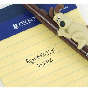 K-Wonderland Miscellaneous > Pens Wallace & Gromit Hug Pen – Gromit / Feathers McGraw 8809873688108 8809873688108