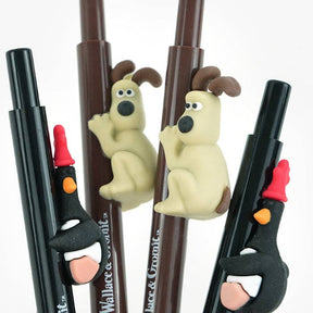 K-Wonderland Miscellaneous > Pens Wallace & Gromit Hug Pen – Gromit / Feathers McGraw 8809873688108 8809873688108
