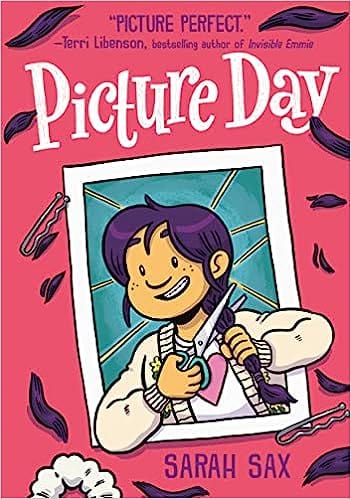 Knopf Books For Young Readers Graphic Novel > Kids Picture Day: (A Graphic Novel) (The Brinkley Yearbooks) HC 9780593306888