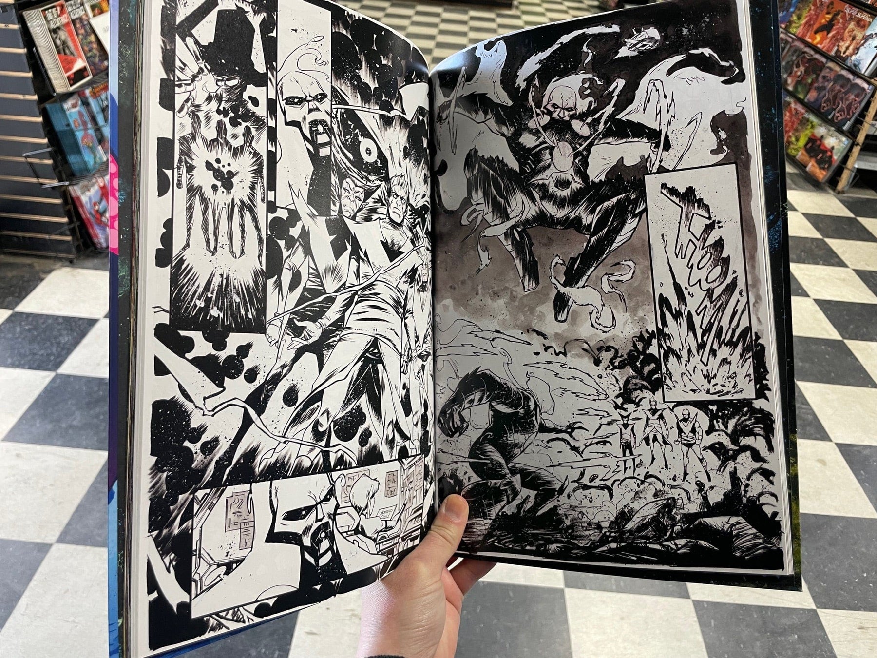 Marvel Graphic Novel Doom Treasury Edition 9781302962999 PRH-9781302962999