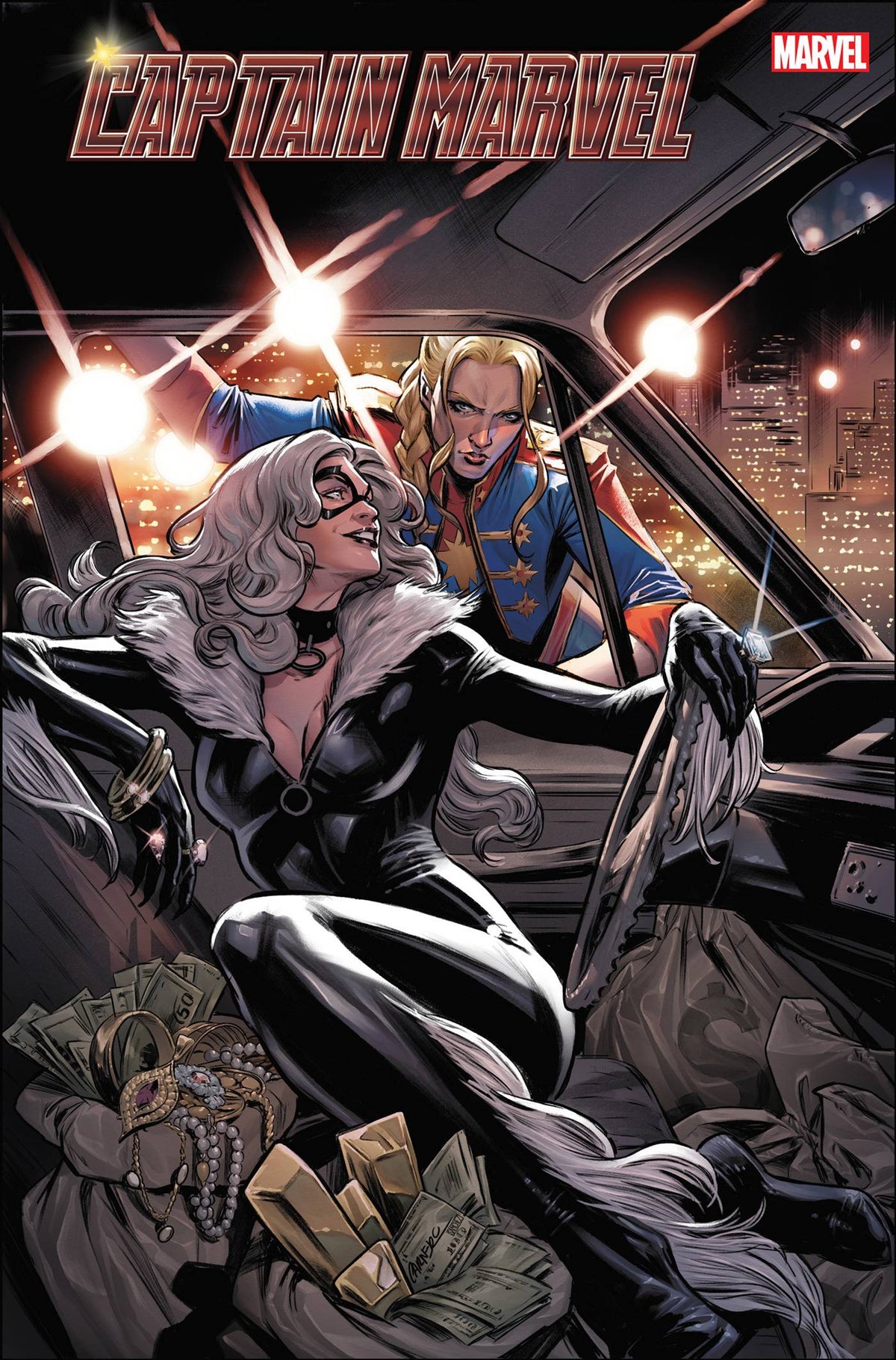 Marvel PRH Comic Books > Incentives CAPTAIN MARVEL #4 1:25 INCV CARMEN CARNERO VAR 75960620774900416 OCT230832