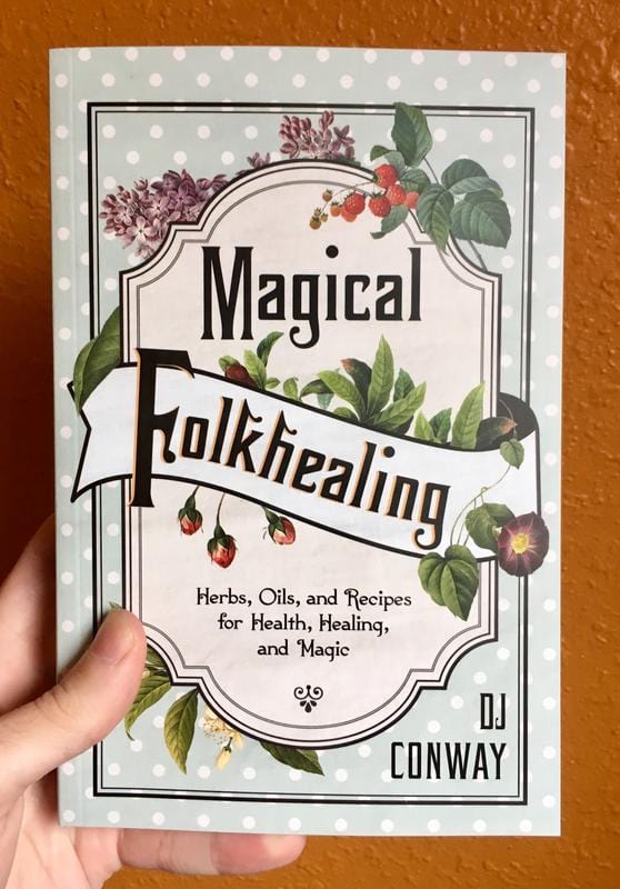 Microcosm Books > Occult Magical Folkhealing: Herbs, Oils, and Recipes for Health, Healing, and Magic 9780738757544 MC 9780738757544