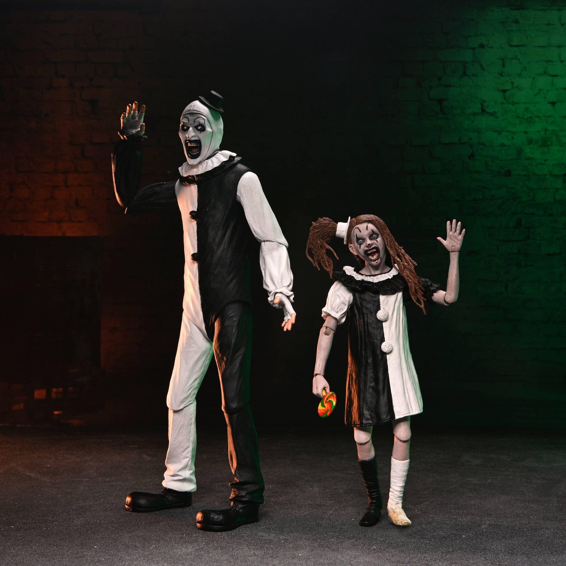 Neca Toys > Action Figures > Neca NECA: Terrifier 2 - Ultimate Art the Clown & Little Pale Girl 2pk 634482452547 NE45254-06