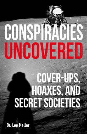 Penguin Random House Books Conspiracies Uncovered: Discover the World's Biggest Secrets 9780744027235