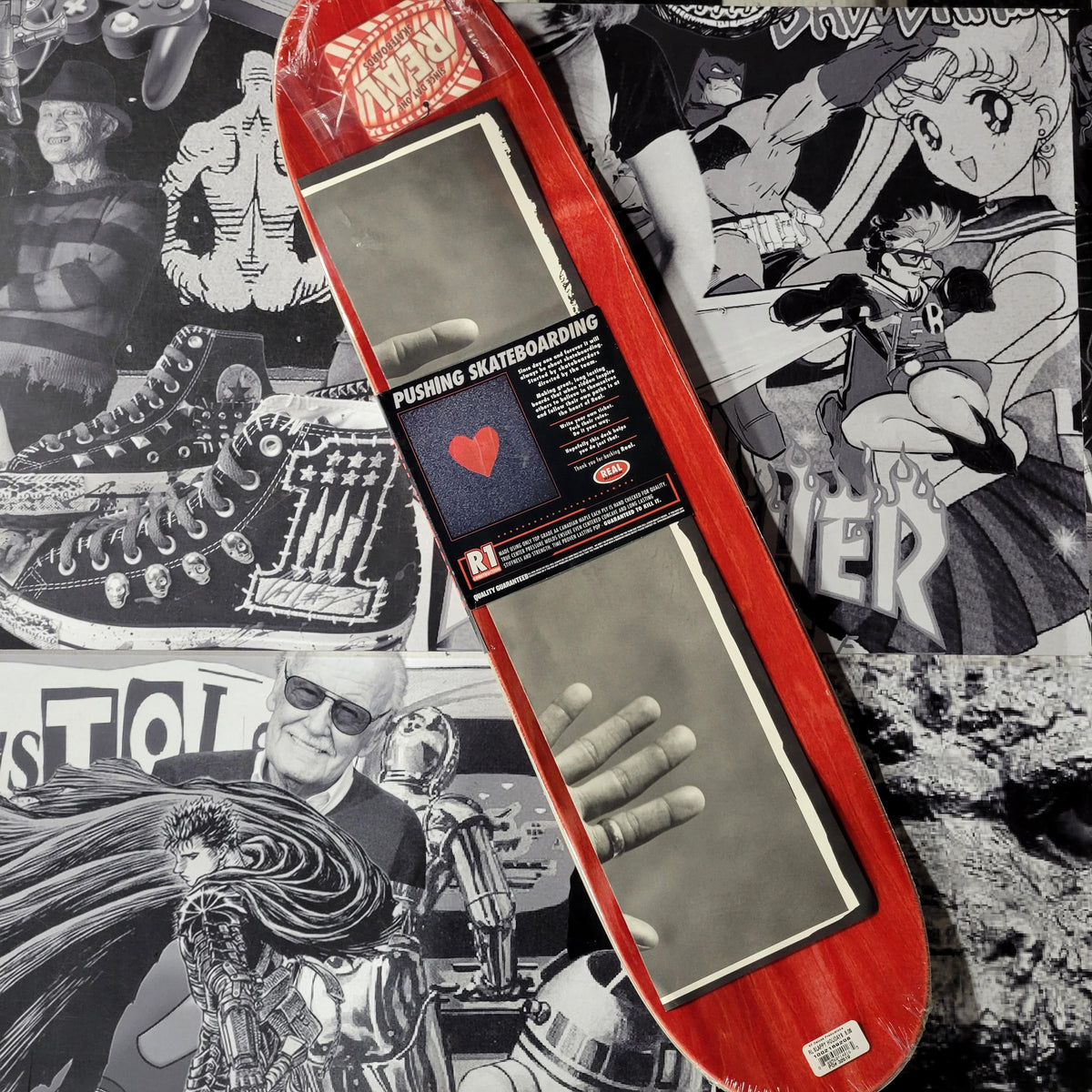 Real Skateboards > Decks Real: Slappy Holidays Deck, 8.06" 888560140165