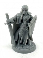 Reaper Miniatures Miniatures > Reaper Dungeon Dwellers Bones: Isabeau Laroche, Female Paladin 762486071294 RPR 07129