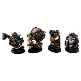 Reaper Miniatures Miniatures > Reaper Legends: Townsfolk: Dwarven Brewmeister & Patrons 762486301391 REM30139