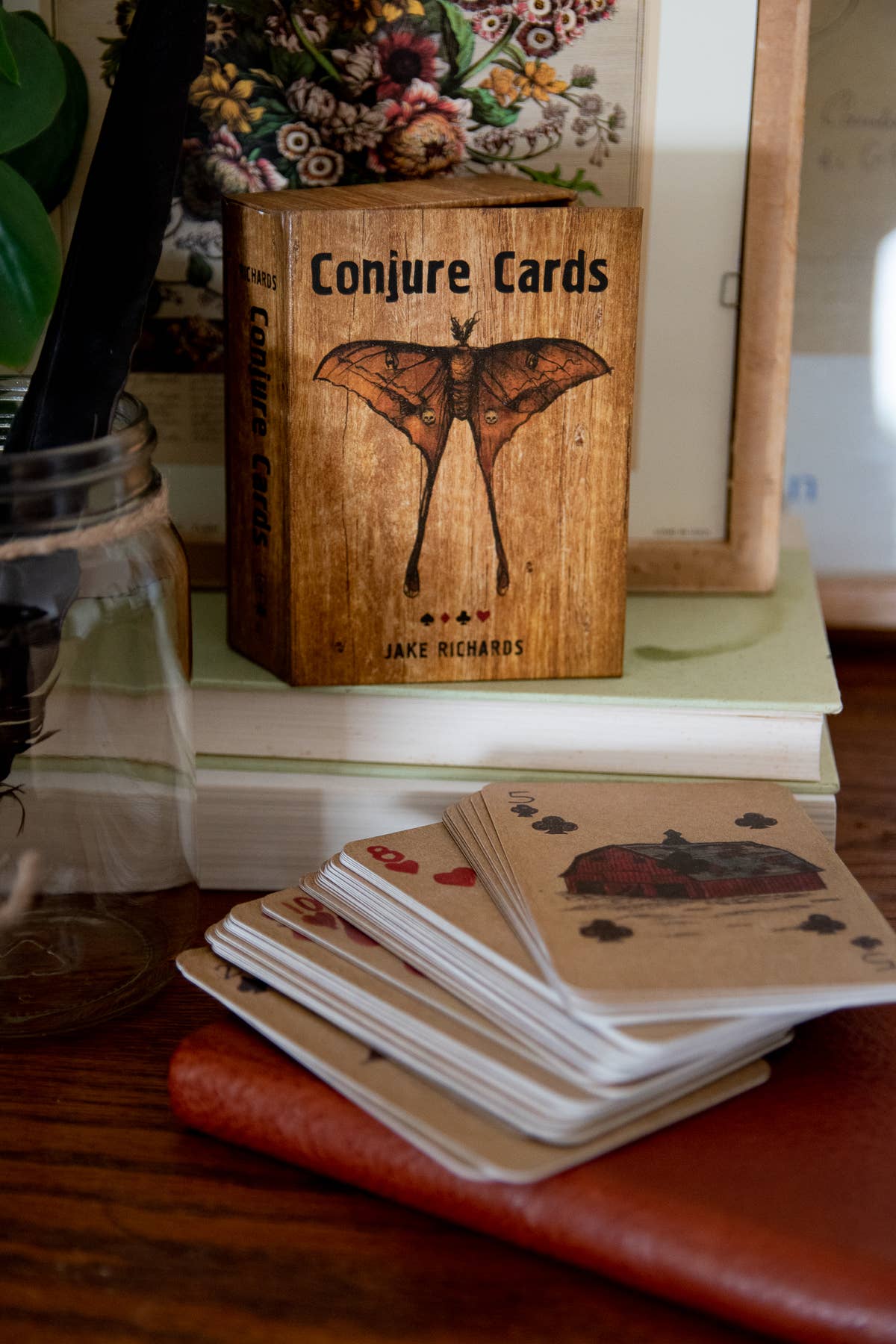 Red Wheel/Weiser LLC Tarot Cards Conjure Cards: Fortune-Telling Card Deck and Guidebook 9781578637447 9781578637447