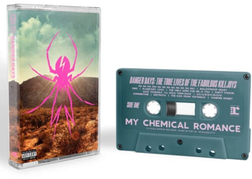 Reprise / WEA Music > Cassette My Chemical Romance - Danger Days: The True Lives of the Fabulous Killjoys (Deluxe Edition) [Explicit Content] [CASSETTE] 093624827313 RPRW482731.4