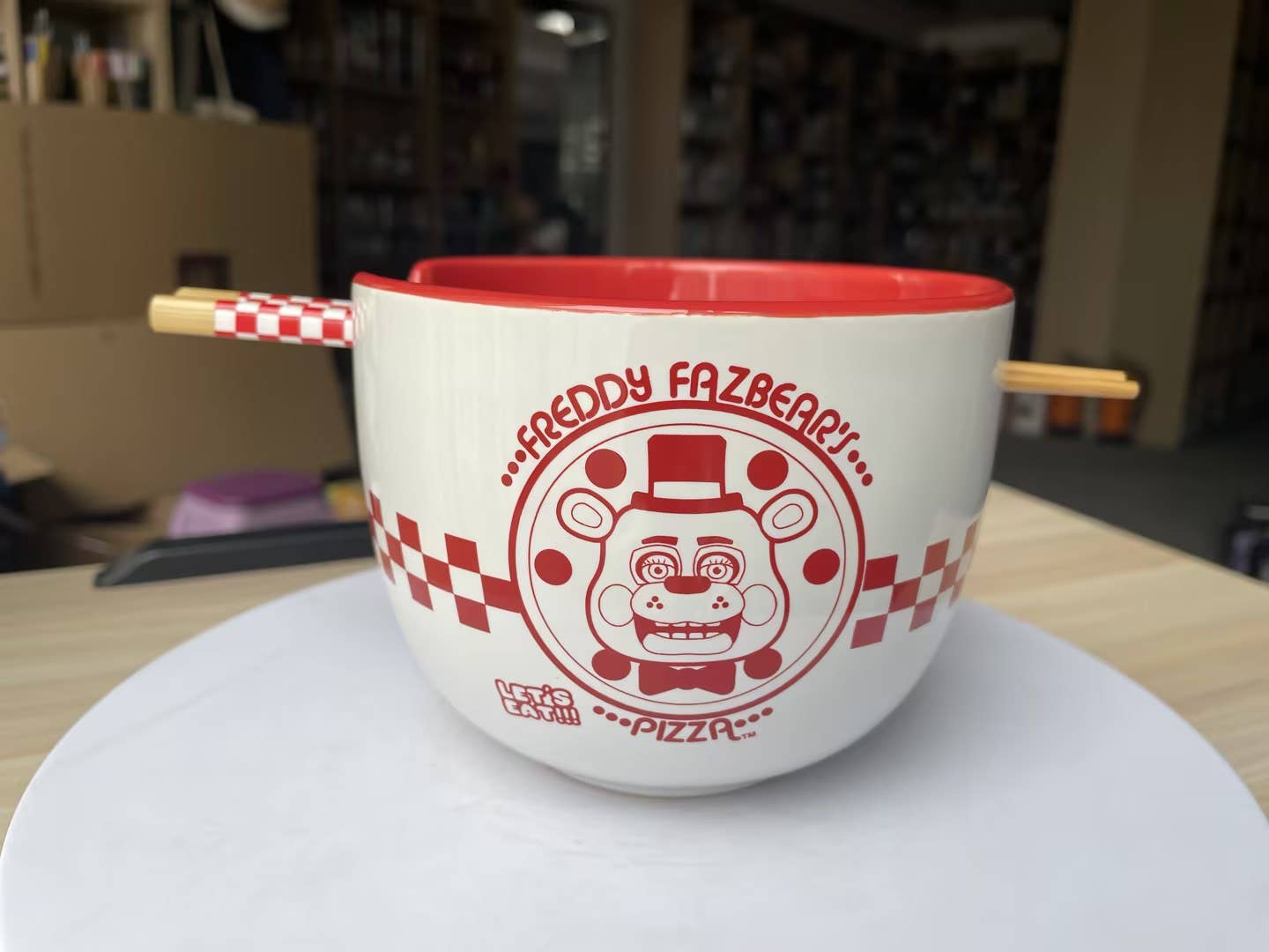 Silver Buffalo FNAF Freddy Fazbears Pizza Box Logo Boxed 20oz Ceramic Ramen FNF814KDB : FNF814KDB-CI012SB