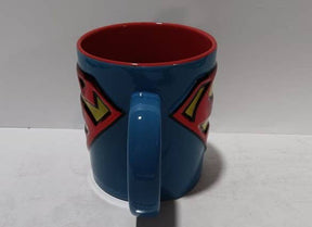 Silver Buffalo Home > Drinkware > Mugs Superman Logo Icon Embossed Foil 20oz Ceramic 840298952069 SP190334V : SP190334V-04024SB
