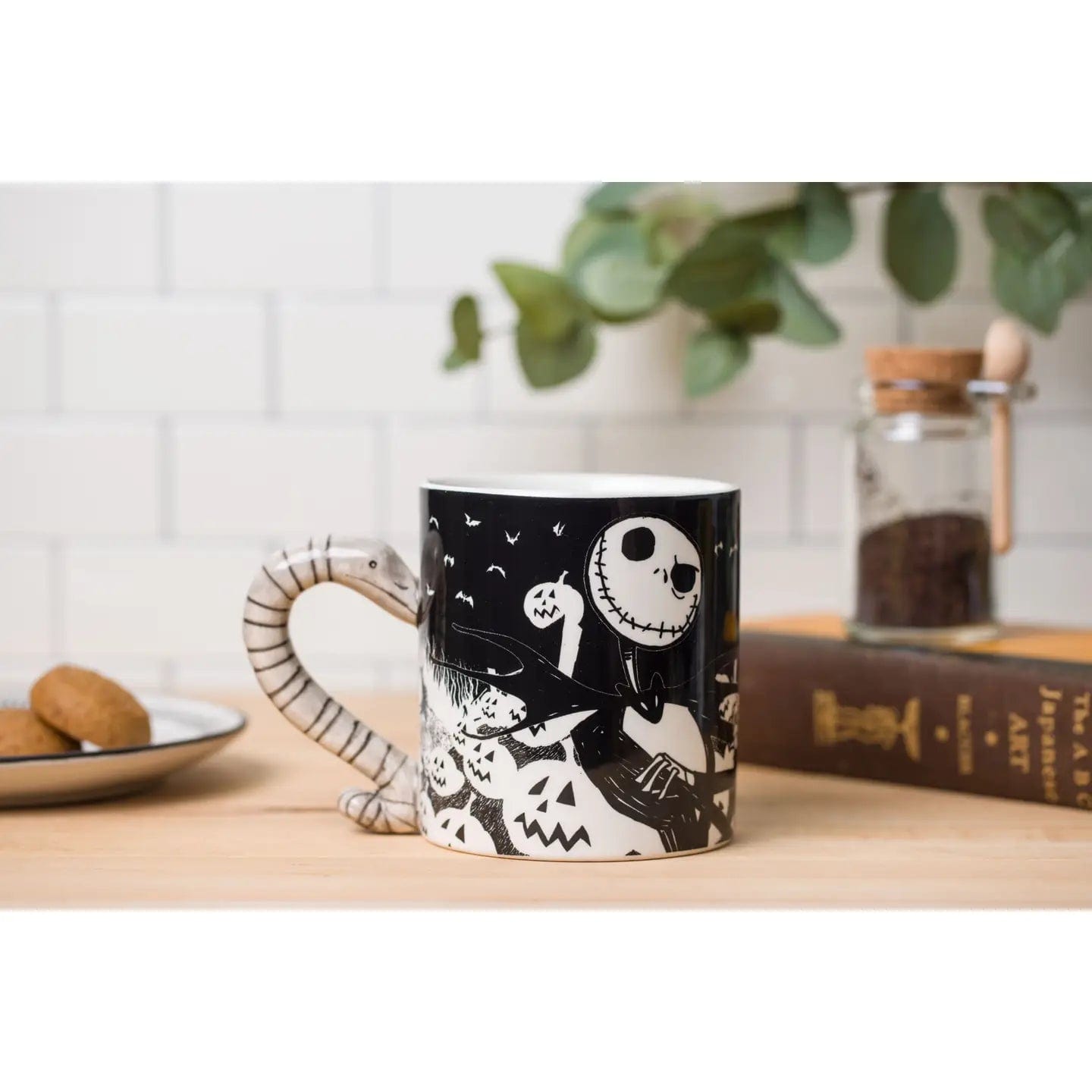 Silver Buffalo Home > Drinkware > Mugs The Nightmare Before Christmas: Ceramic Mug - Shaped Handle, 20oz 812286038499 NB1262E5-DS