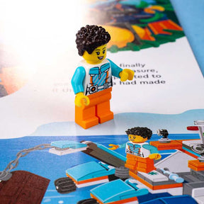 Simon & Schuster Books > Kids LEGO City: Underwater Adventures 9780794453541 SS-9780794453541