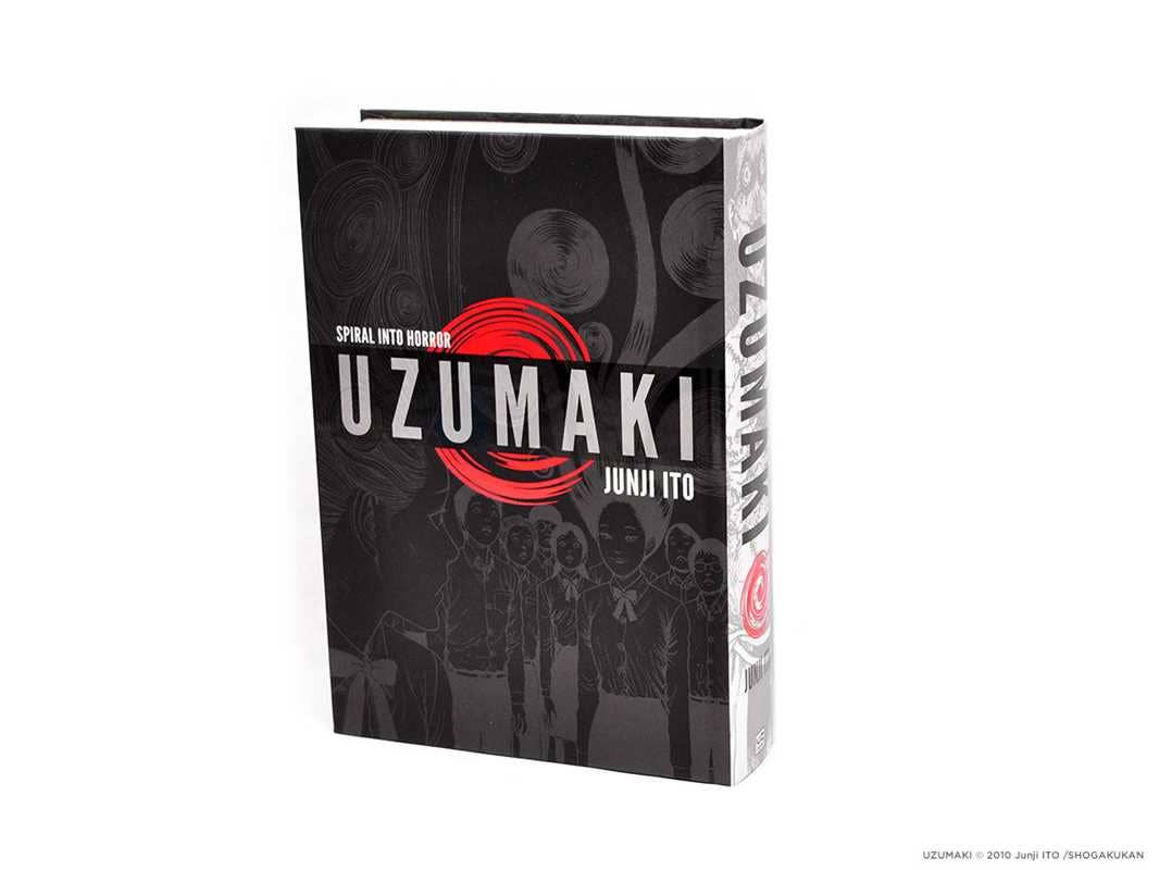 Simon & Schuster Manga` Uzumaki (3-in-1 Deluxe Edition) by Junji Ito: Hardcover; 648 pages / English 9781421561325 9781421561325