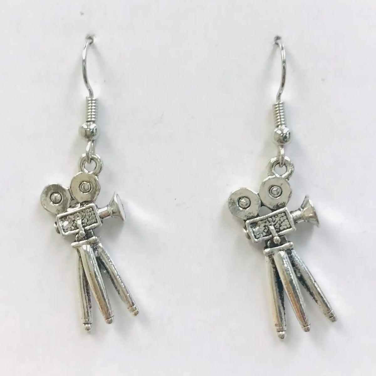 SimpleNGreat Apparel Movie Camera Earrings 05628156