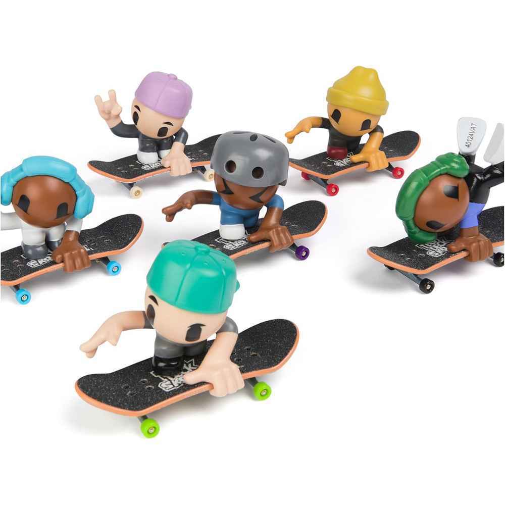 Spin Master Toys > Fidget Toys Tech Deck: Sk8 Crew - Fingerboard with Assistive Figure (Assorted Single) 681147034631 6071054