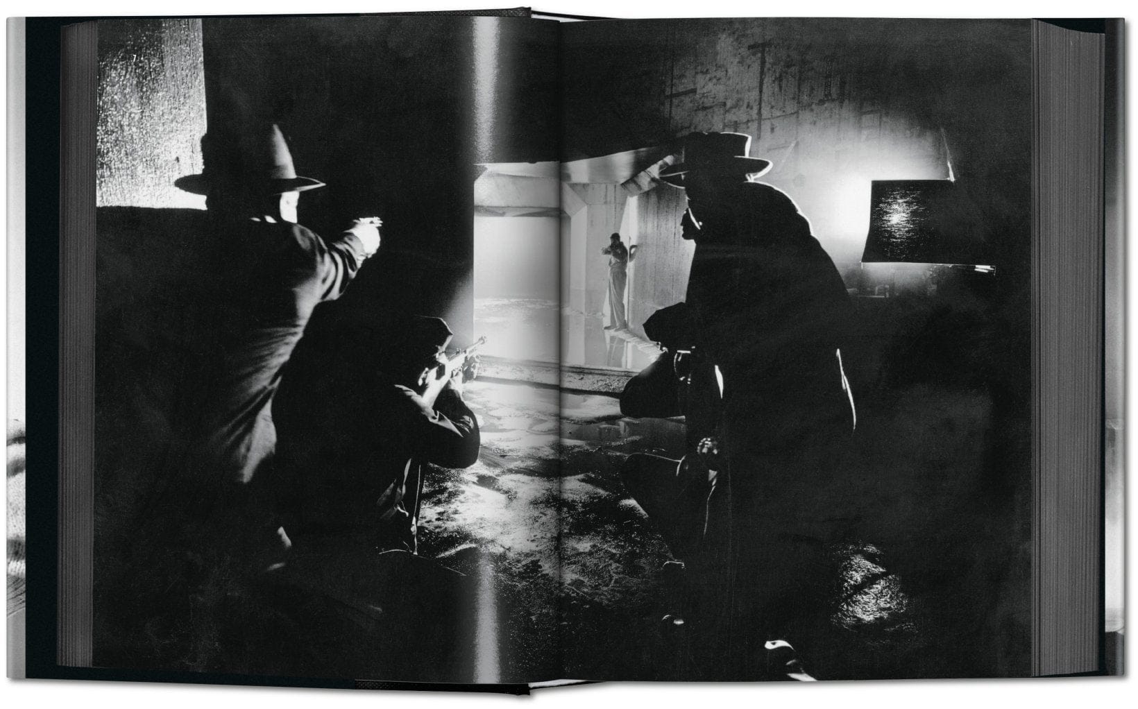 Taschen America L.L.C. Books > Art & Gifts > Film Film Noir 9783836561693 TAS-9783836561693