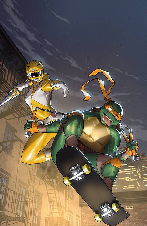 Boom! Studios Comic Books MMPR TMNT II #4 (OF 5) CVR E CARDSTOCK VAR CLARKE 84428400907204051 JAN230391