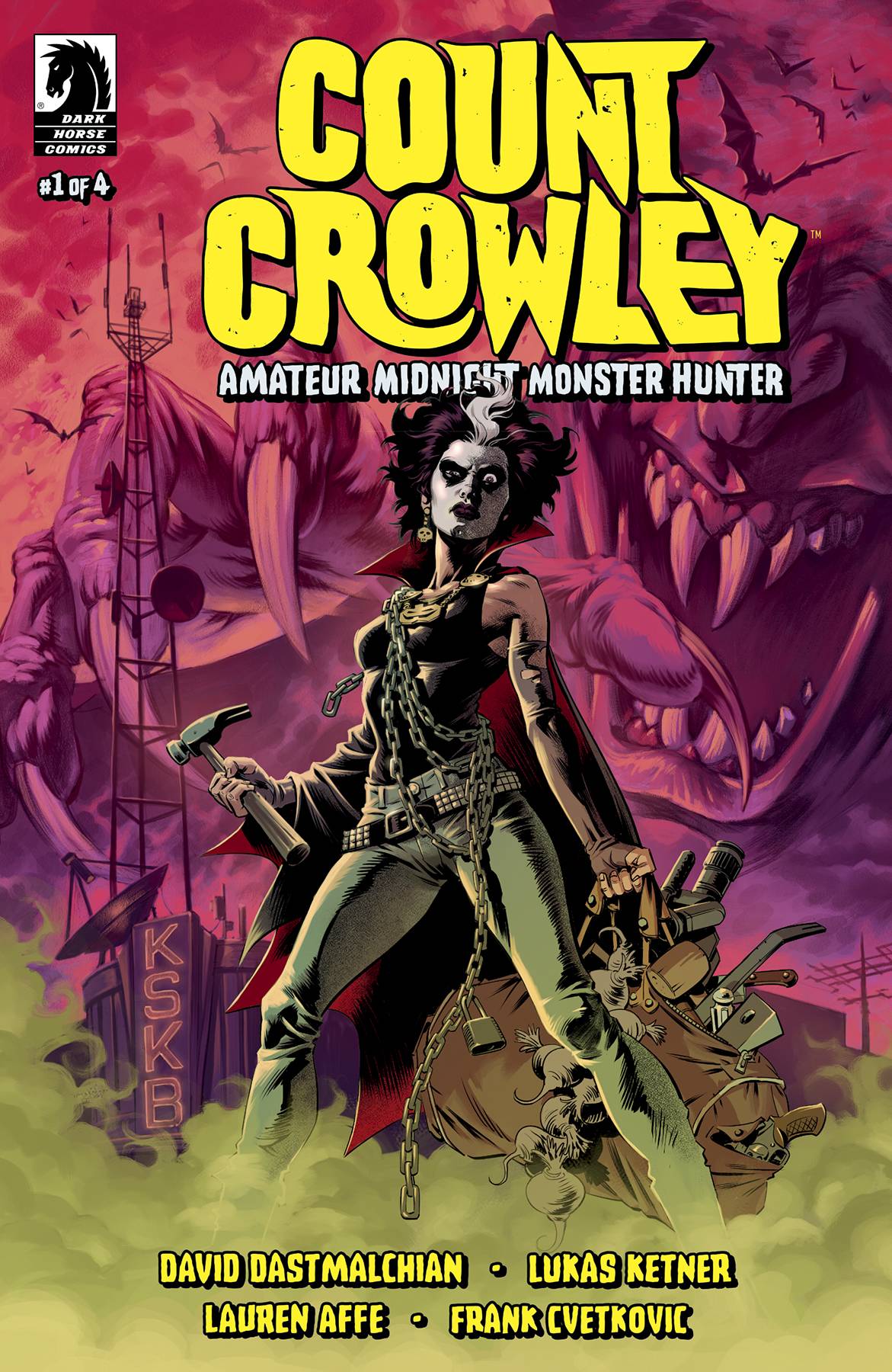 Dark Horse Comics Comic Books COUNT CROWLEY AMATEUR MIDNIGHT MONSTER HUNTER #1 (OF 4) 76156800919400111 JAN220346
