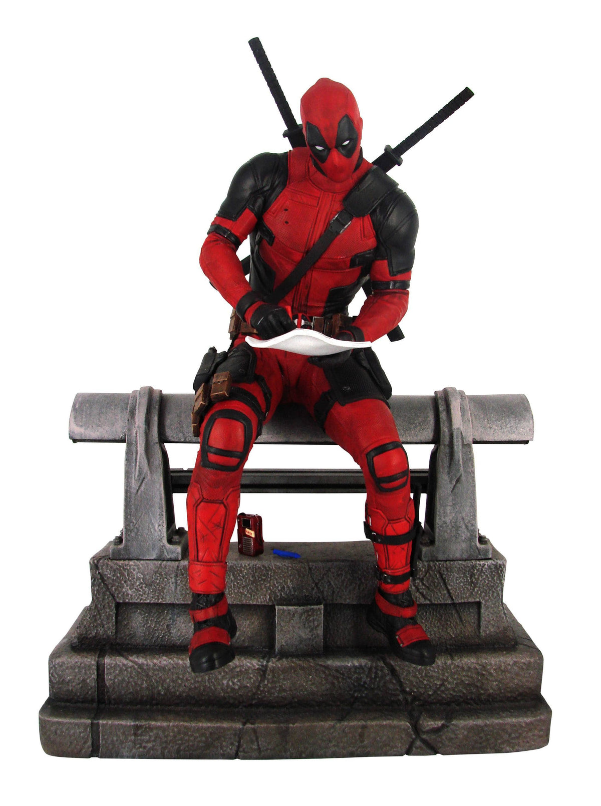 Diamond Select Toys Llc Toys > Statues > Other Statues Premier Collection: Marvel - Deadpool 699788841389 APR202656