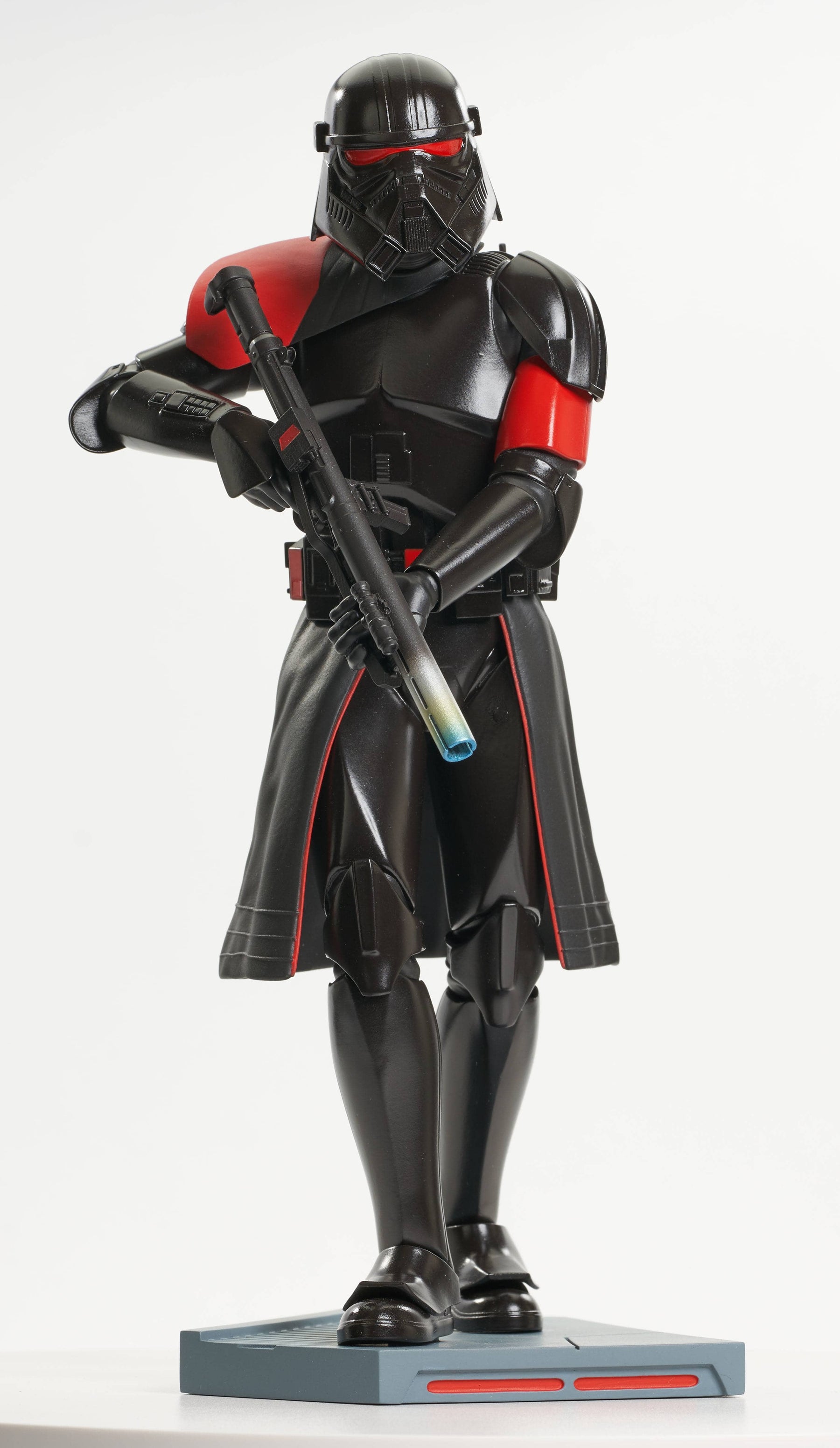 Diamond Select Toys Llc Toys > Statues > Other Statues Gentle Giant Ltd.: Star Wars - Purge Trooper 1:7 Scale (Obi-Wan Kenobi) 699788847343 JUL222487