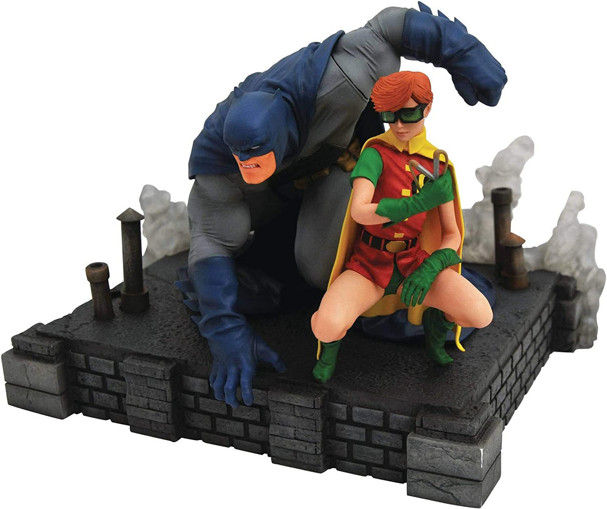 Diamond Select Toys Toys > Statues > Other Statues Gallery: DC - Batman & Robin (Dark Knight Returns) 699788833520