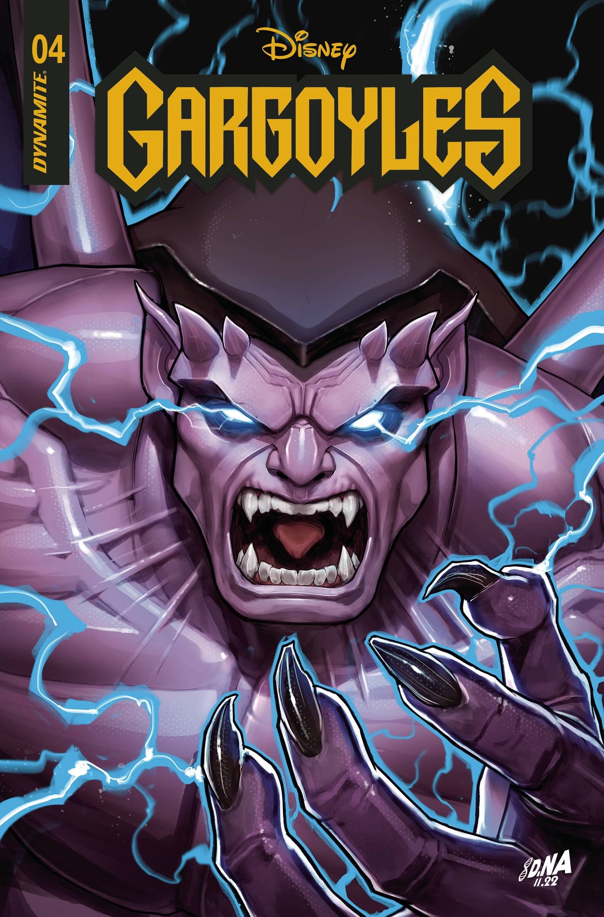 Dynamite Comic Books GARGOYLES #4 CVR A NAKAYAMA 72513032546404011 JAN230638