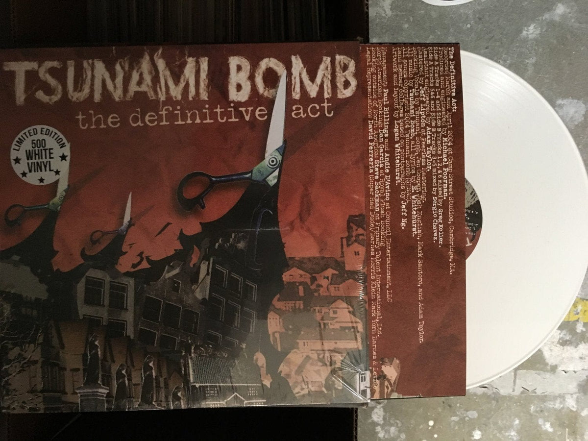 Tsunami Bomb - Definitive Act - Third Eye